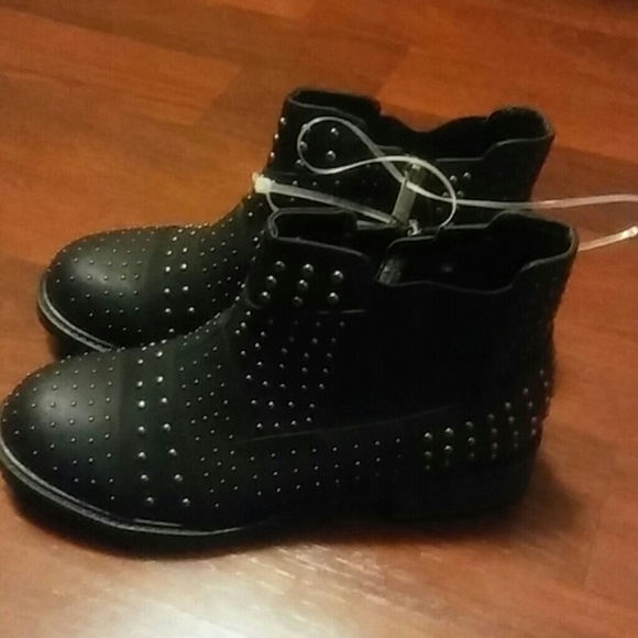 Nina Girls Studded Boots - Picture 2 of 7